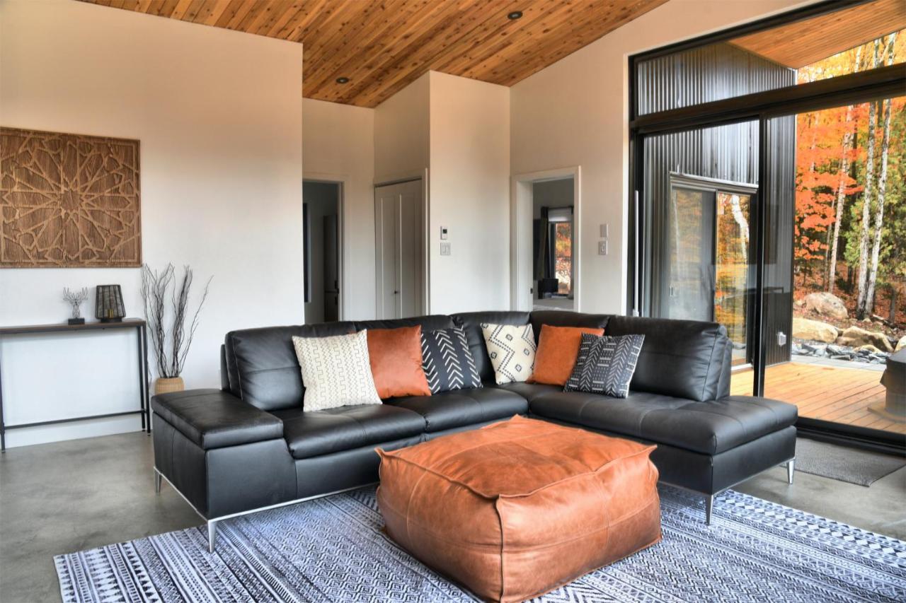Kallm-Mont-Tremblant Chalet With Hot Tub, Pond & Beach On Private 7Acre Estate Lac-Superieur Exterior foto