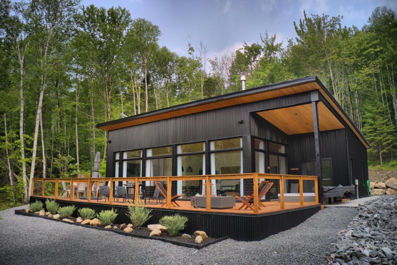 Kallm-Mont-Tremblant Chalet With Hot Tub, Pond & Beach On Private 7Acre Estate Lac-Superieur Exterior foto
